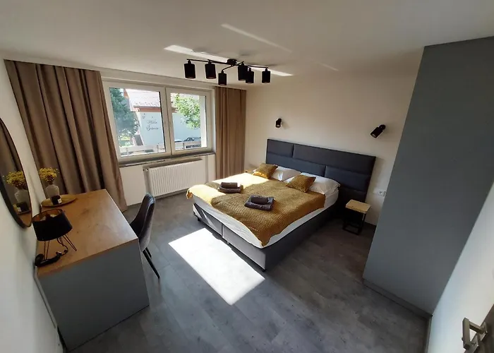 Lech Sport * Swieradow-Zdroj